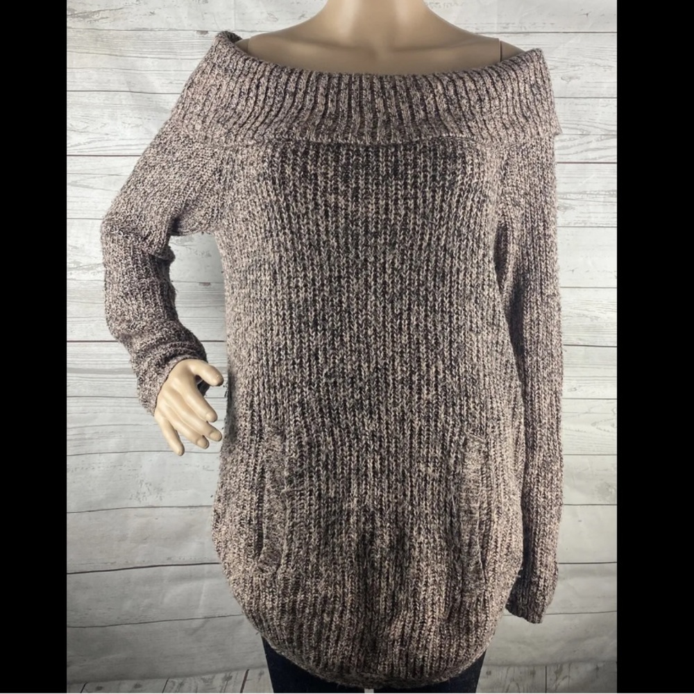 Snails & Cinnamon Sweater